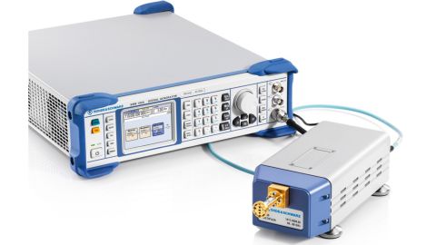 R&S®SMB100A 微波信号发生器、R&S®SMZ110倍频器和内置电子控制衰减器。